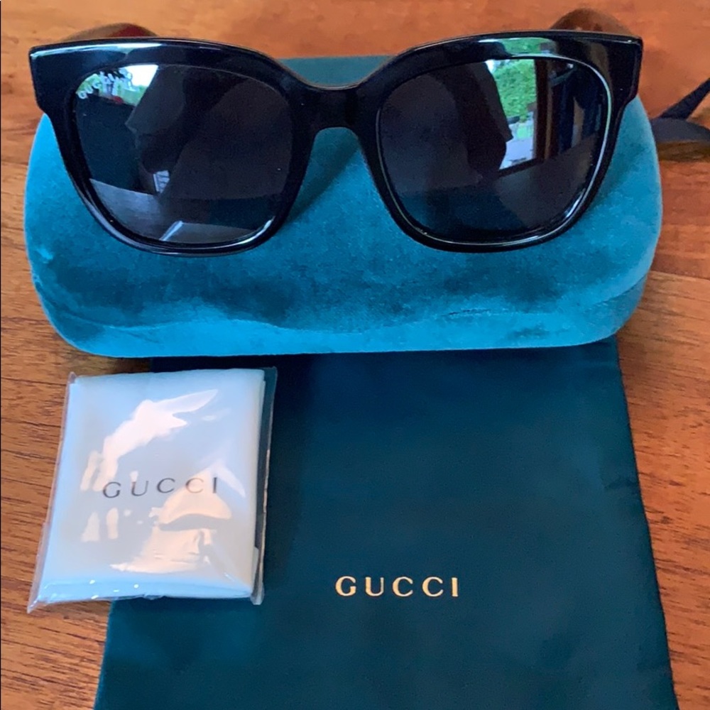 Authentic Gucci sunglasses